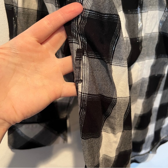 Victoria’s Secret Plaid Pajama Romper Size Large Metallic Threads - Picture 6 of 11